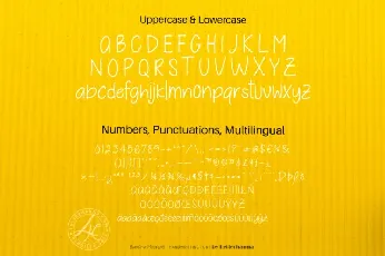 Banana Moonpie Display font