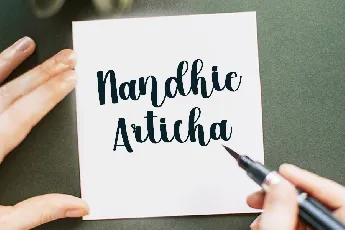 Mandala Romantic font