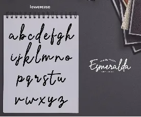 Esmeralda font