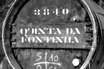 Vinho De Amora font