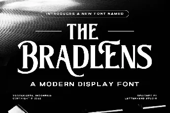 The Bradlens font