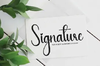 Simple Saturday Script Typeface font