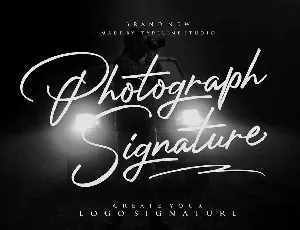 Photograph Signature font