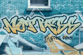 Notress Graffiti font