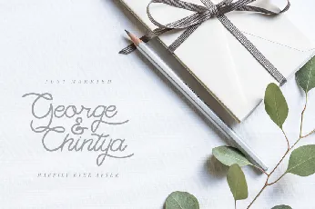 Highday Script font