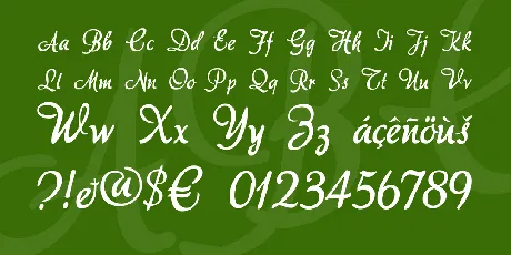 akaDora font