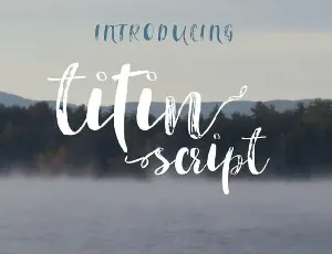 Titin Brush font