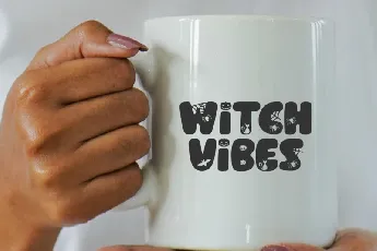 Spooky Witchy font