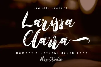 Larissa Clarra font