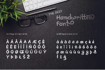 Artless Handwritten font