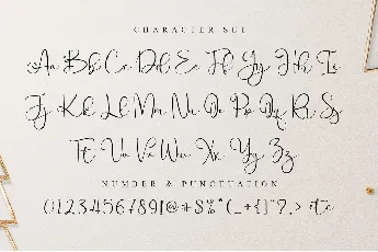 Christmas Praise - Personal use font