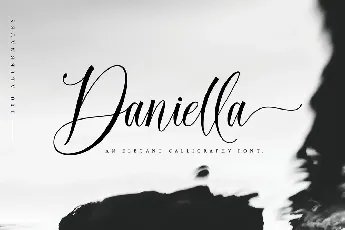 Daniella font