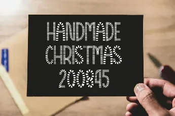 Christmas Santa Cart Display font