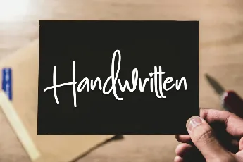 Daily Handwritten Typeface font