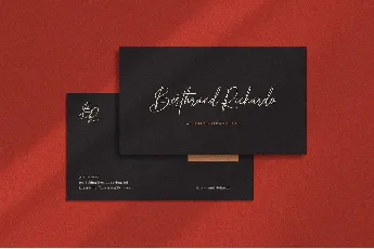 Gradientine Signature font