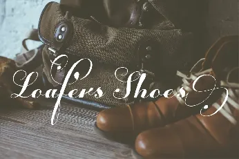 Loafers Shoes font