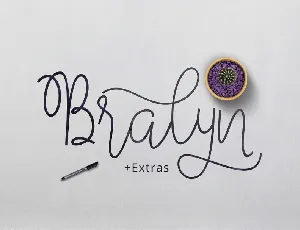 Bralyn Script font