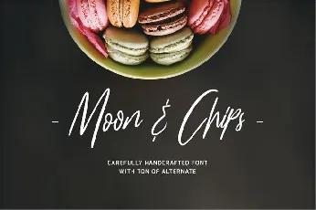 Moon & Chips Script Free font