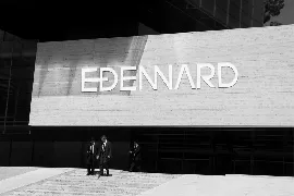 Edennard Modern Display Font