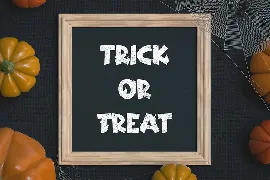 Dark Flame - Halloween Display Font