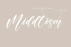 Mantilda Script Font