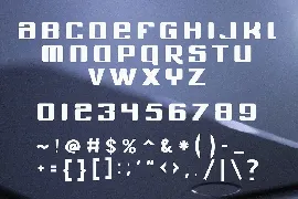 Geniora - Display Font