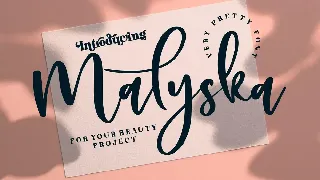 Malyska Script font