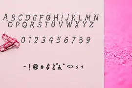 Gagas - Playful Display Font