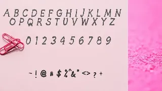 Gagas - Playful Display Font