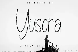 Yuscra font