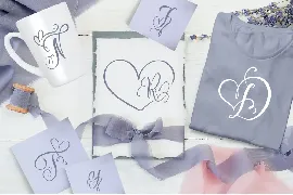 Initial Valentine Font