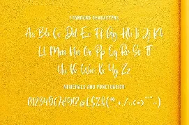 Santarino - Summer Font