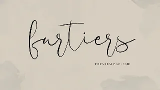 Monicallisa Feminine Logo Script Font