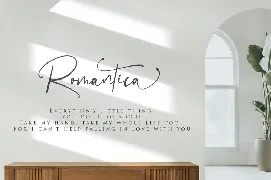 Gustera Signature Font