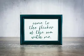 Anyer Beach - Handwritten Font