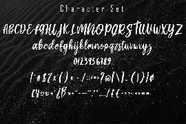 Machity Brush Script font