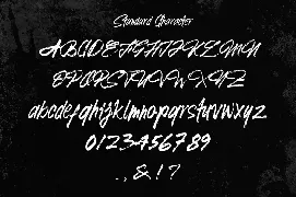 Mountain Saberola Brush Font