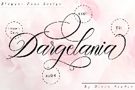 Dargelania Calligraphy Font