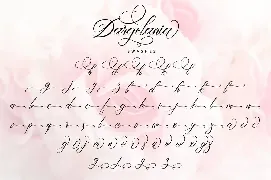 Dargelania Calligraphy Font