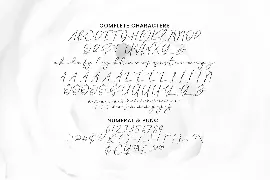 Pubrih Signature Font