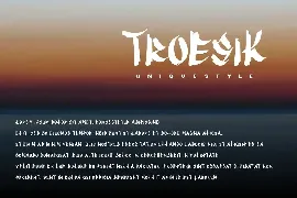 Troesik - Decorative Font