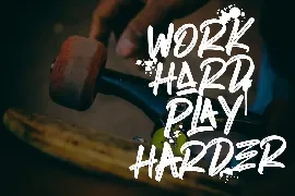 Herdrock Brush Advertisement Font