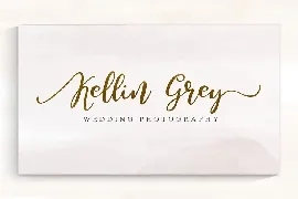 Storyline Font & Watercolour Pack