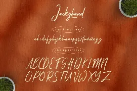 Jackyband - Signature Font