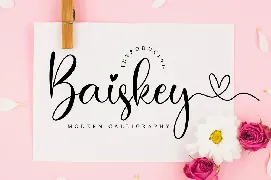 Baiskey - Romantic Script Font