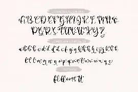 Moon Pretty font