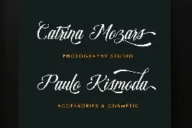 Handuras Script font