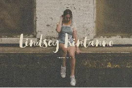 Thamarind Handwritten Font