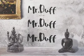 Mr. Duff Typeface font