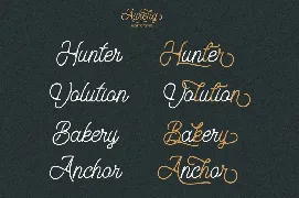 Aurelig Vintage Script font